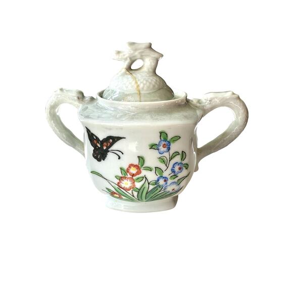 Beautiful Butterfly & Flower Japanese Tea Set - Picture 8 of 13